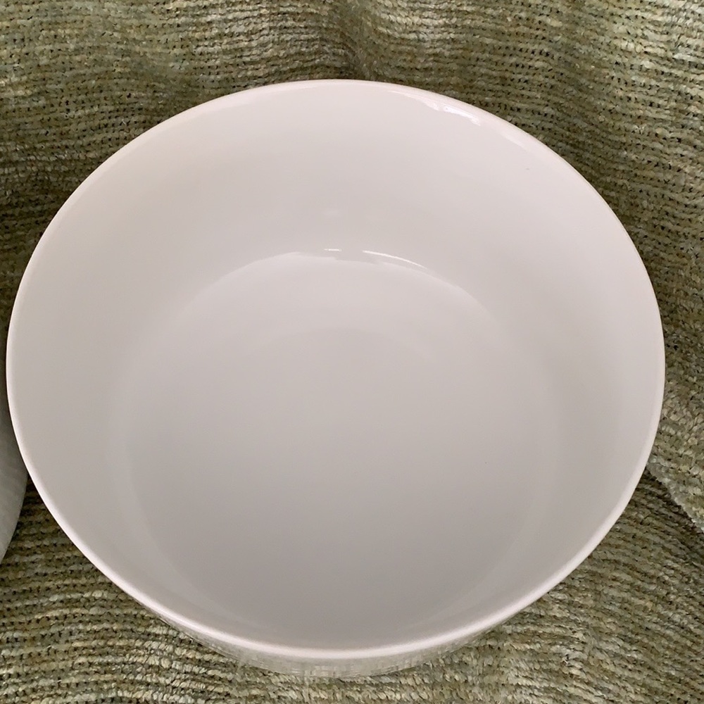 Porcelain White Round Serving Tray & Bowl Set - Picture 9 of 12
